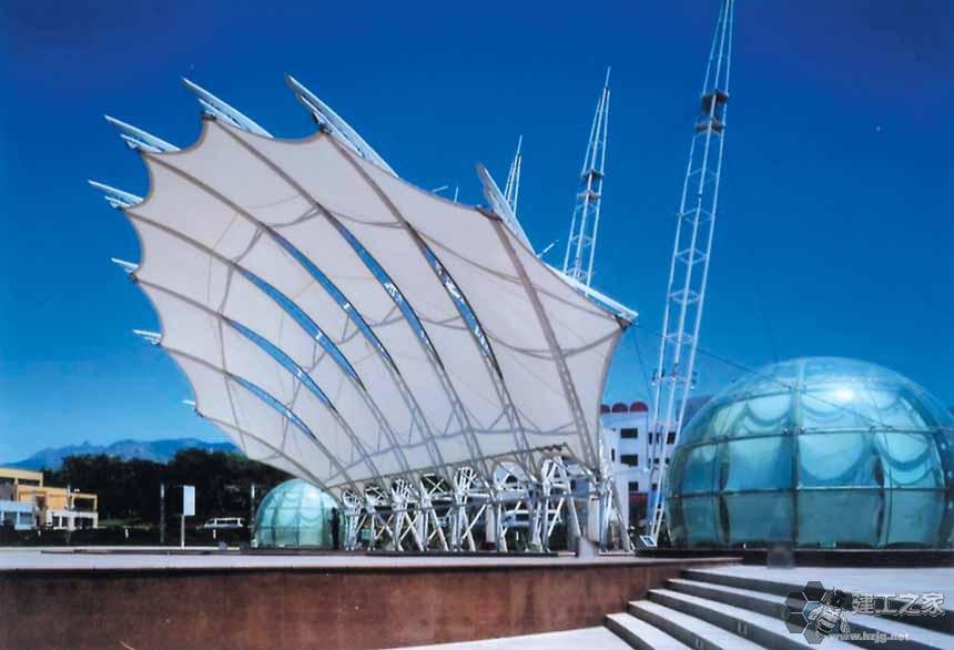 南岸车棚膜结构网架